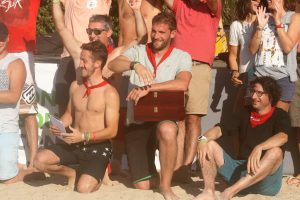 Victoire surf contre la faim équipe Taldea